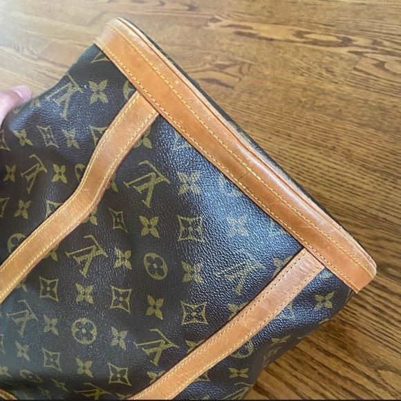 ❌❌SOlD❌❌Louis Vuitton Bucket GM - Picture 6 of 10